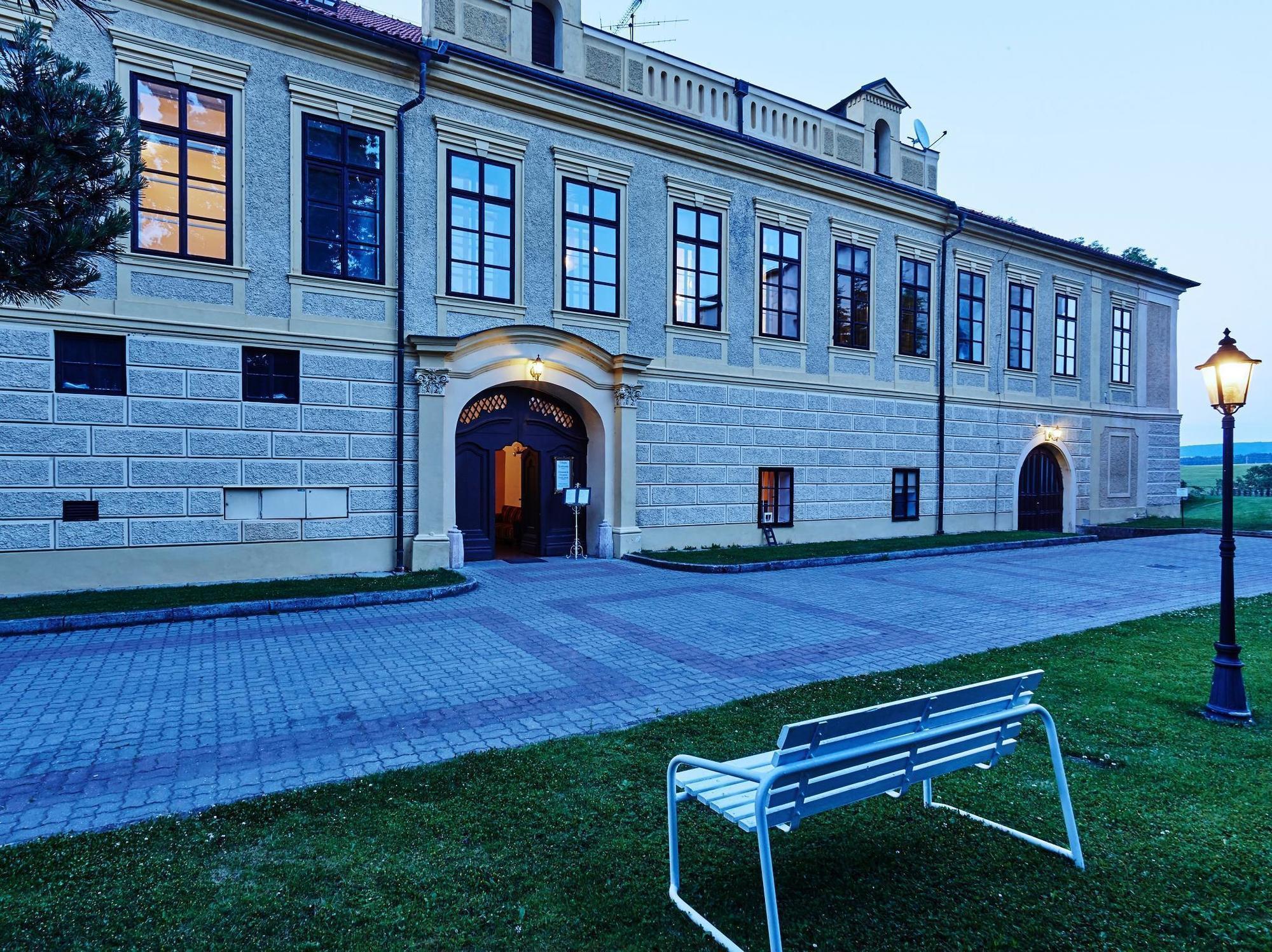 Hotel Chateau Hostacov Exterior foto